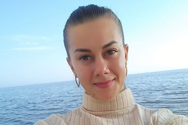 Оперировали в подвале: медсестра из Мариуполя доверила историю музея 'Голоса Мирных'