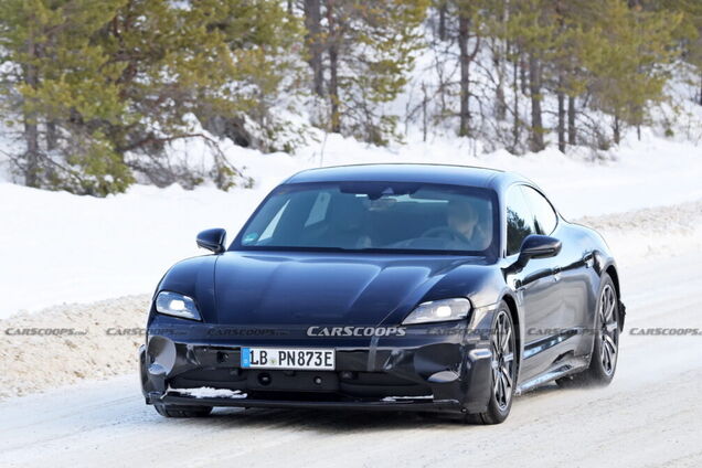 Новый Porsche Taycan замечен на тестах