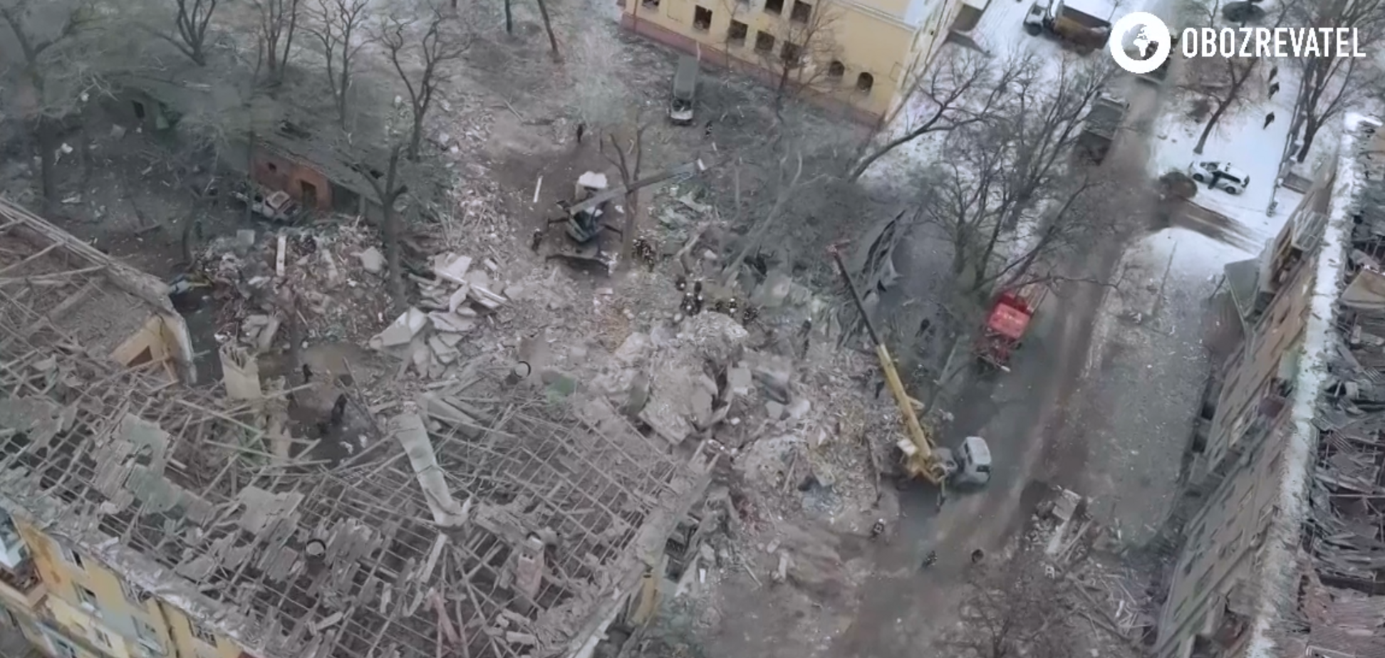 Уничтоженный ракетой жилой дом в Краматорске показали с высоты