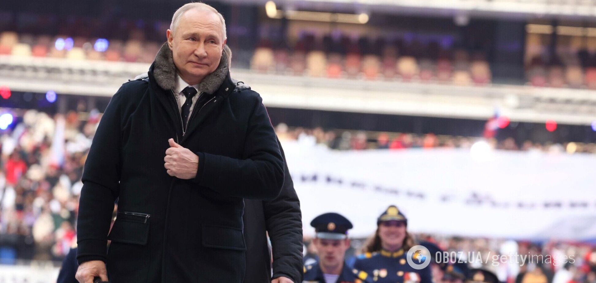 'Неудобно разговаривать с рабами'. Долгополов – о том, что сделал Путин на митинге в Москве