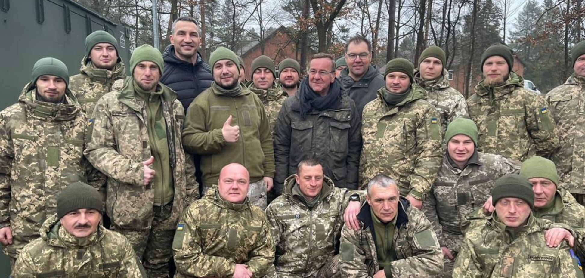 Владимир Кличко вместе с Борисом Писториусом посетил бойцов ВСУ на учениях в Германии