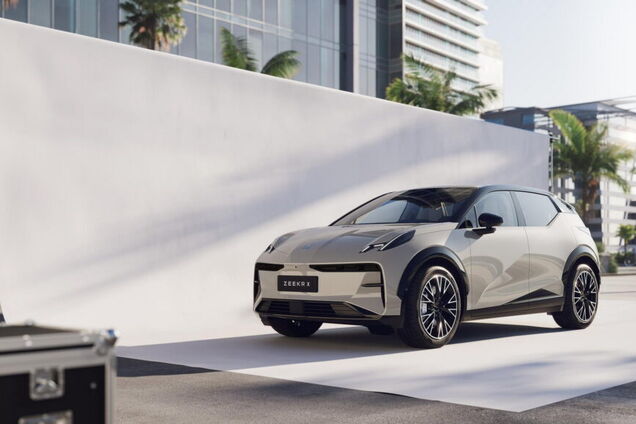Китайский бренд Zeekr презентовал стильный кроссовер