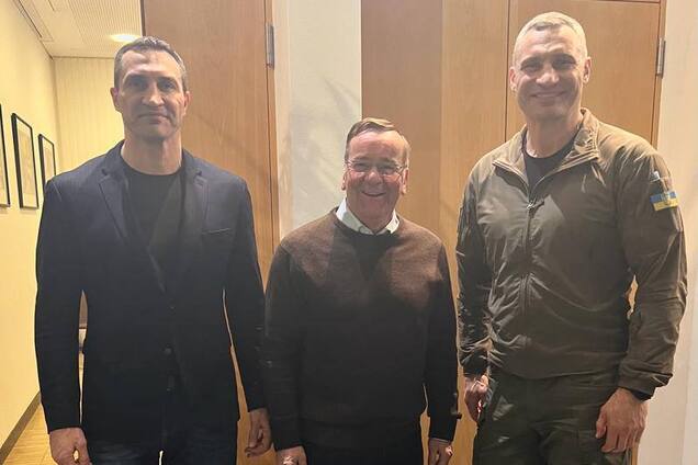 Германия продолжит поддерживать Украину, будет и вооружение, и помощь, – Кличко о встрече с Писториусом