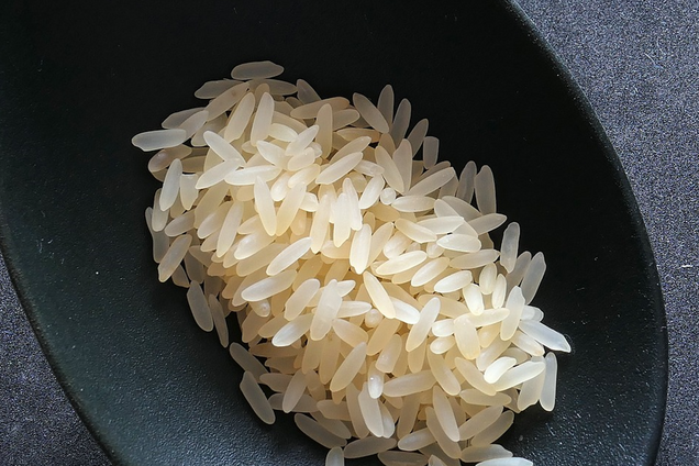 Пластиковий рис – вигадка чи правда? Як відрізнити справжню крупу від підробки: лайфхаки