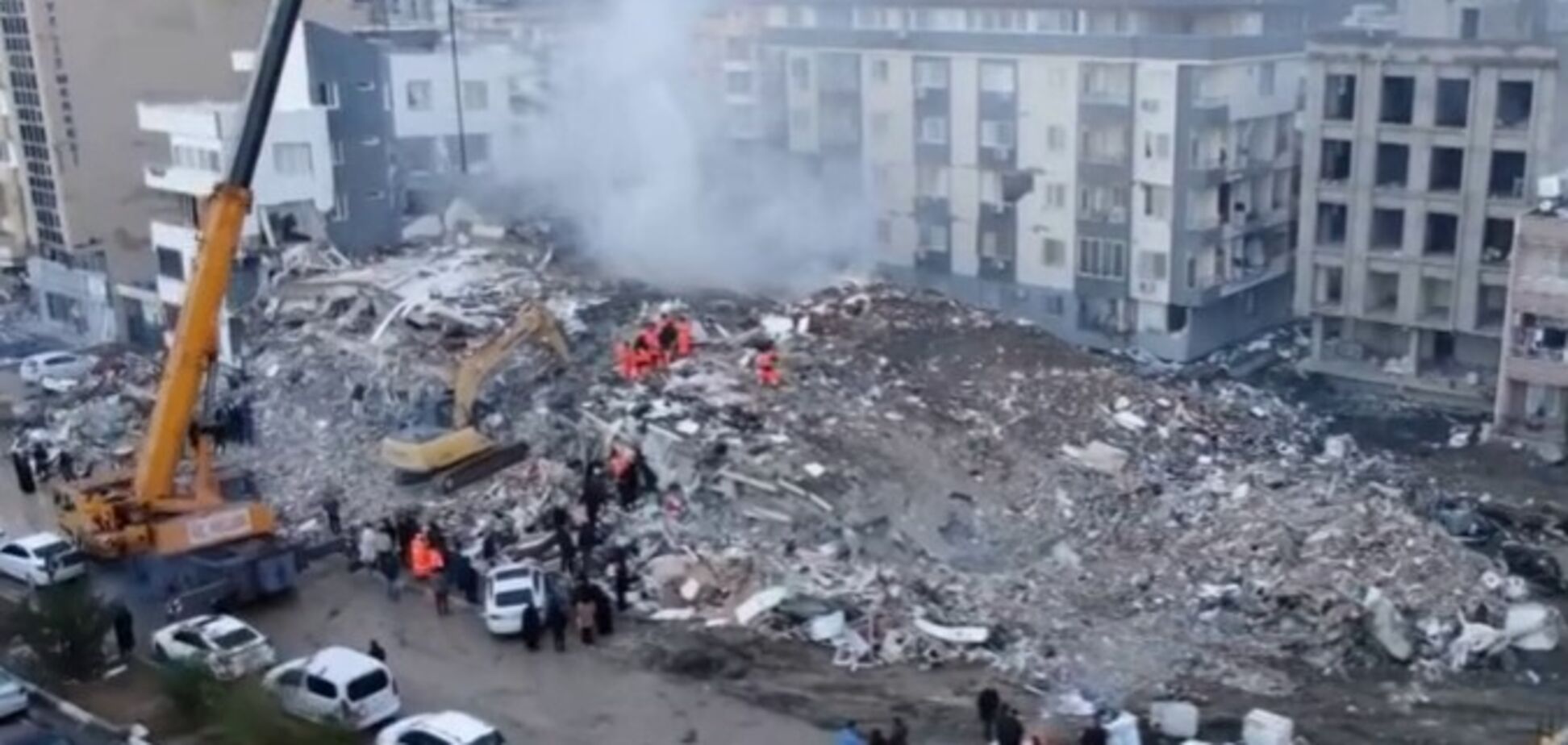 Турецьке місто Іскендерун, яке постраждало через землетрус, показали з висоти