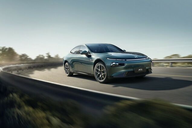 XPeng обновил электрокар P7i EV. Видео
