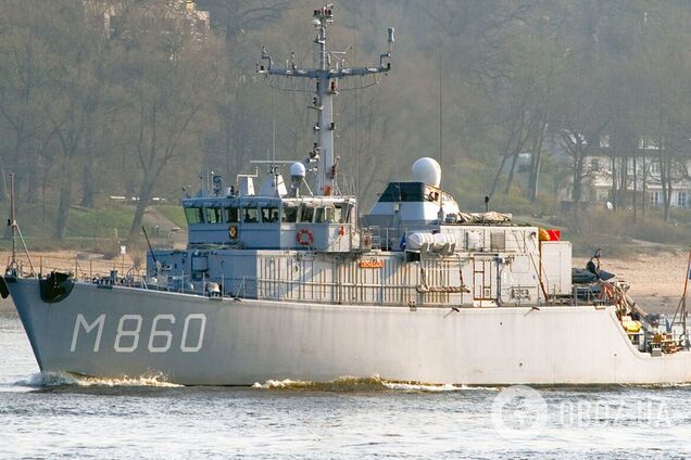 Нидерланды передадут Украине два минных тральщика для защиты судоходных путей в Черном море, – министр обороны