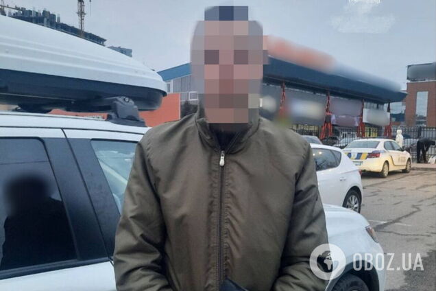 Мужчина занервничал, когда увидел патрульных