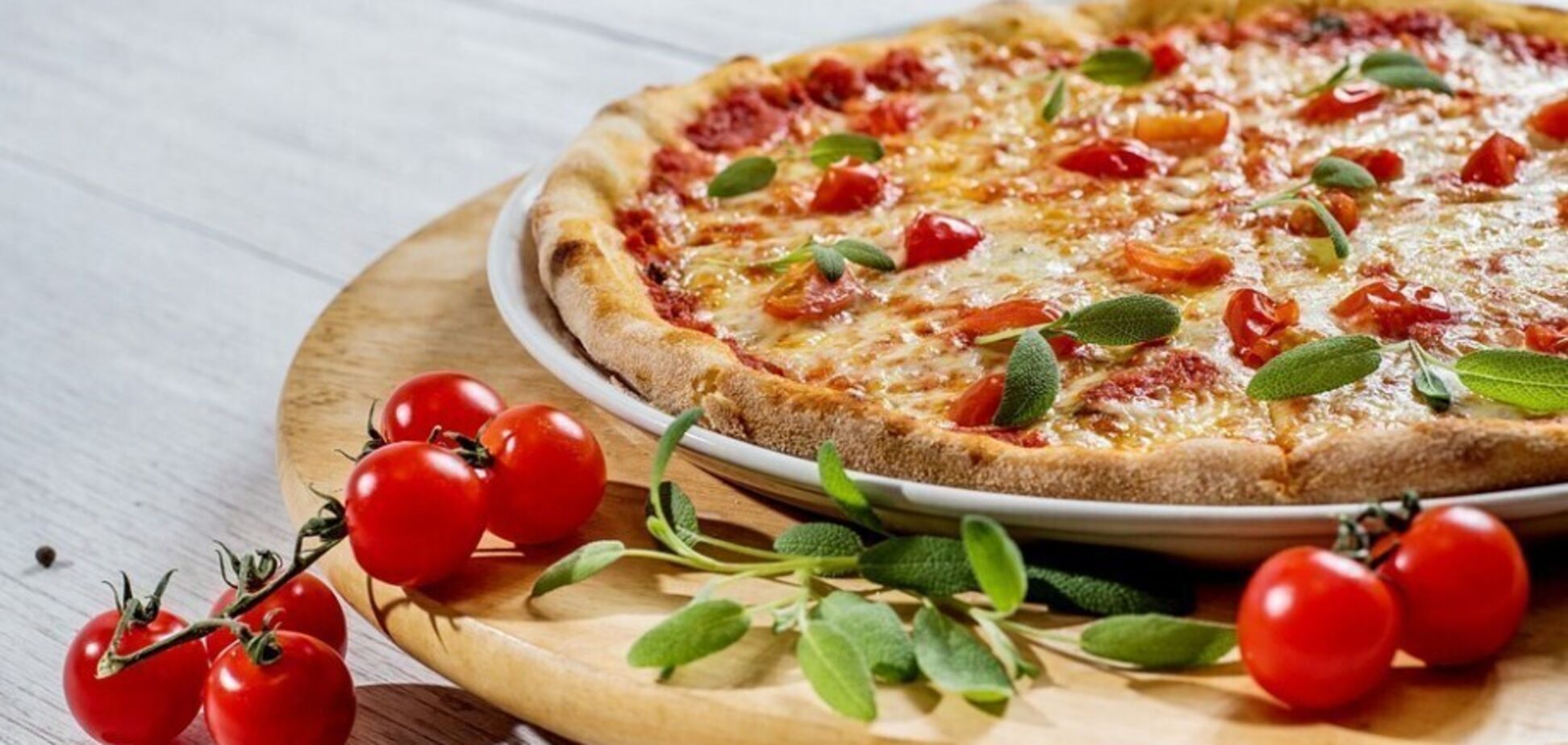 Очень быстрое и пышное тесто для пиццы: не прилипает к рукам