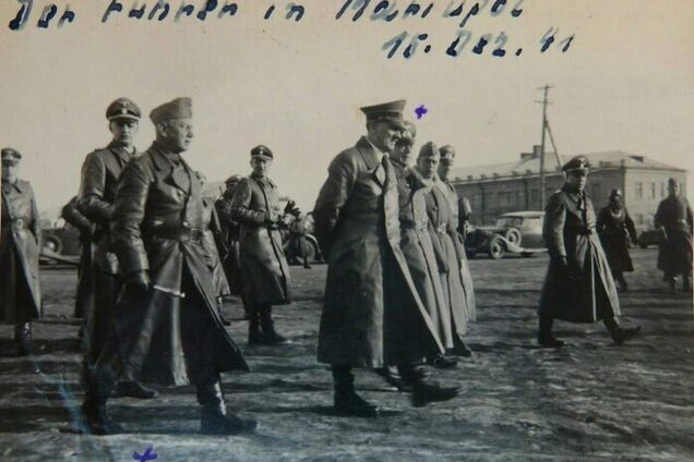 Гитлер тоже приезжал в захваченный Мариуполь: финал все знают