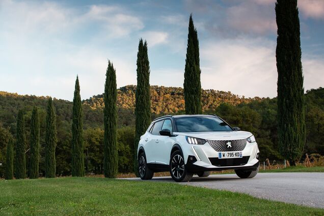 На первый в Украине электрокросс Peugeot объявлены цены