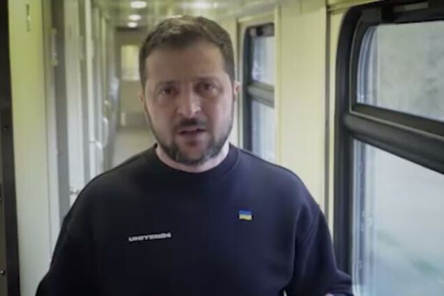 Зеленский из поезда обратился в Евросовет и назвал пять удаляющих мир опасностей