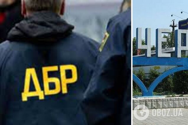 ДБР викрило у Чернівцях чергову схему виїзду за кордон ухилянтів: торгували довідками про відстрочку по $3 тисячі. Відео