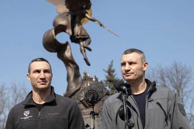 Ты лучший брат, папа, боксер и гражданин своей страны – Виталий Кличко трогательно поздравил брата с днем рождения