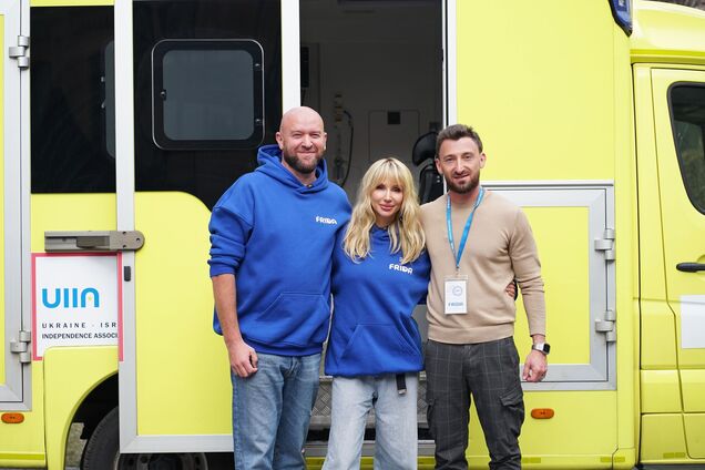 Лобода встретилась с врачами-волонтерами, которые спасают людей на прифронтовых территориях