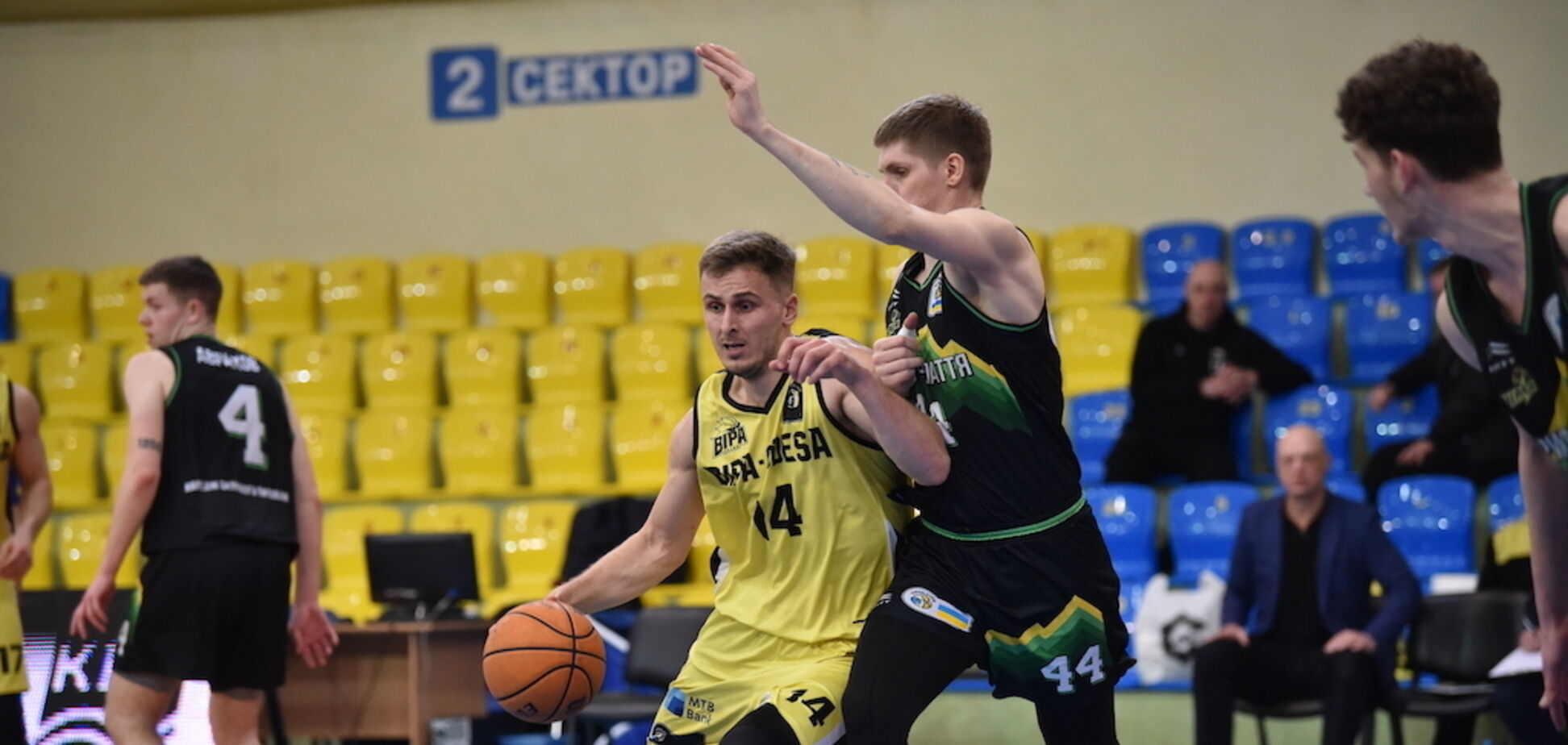 БИПА уверенно обыграла 'Говерлу', успех 'Старого Луцка': результаты Суперлиги 30 марта