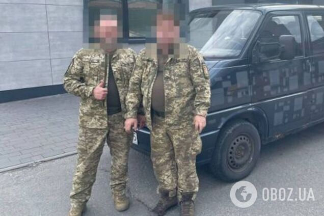 Украинские защитники получили от Favbet Foundation еще два микроавтобуса и внедорожник