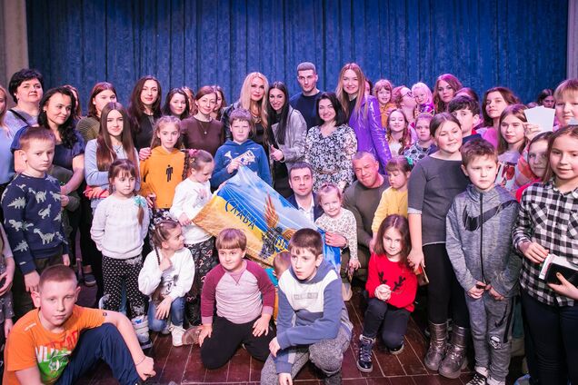 У Нових Петрівцях пройшов благодійний весняний концерт для дітей із багатодітних та малозабезпечених сімей