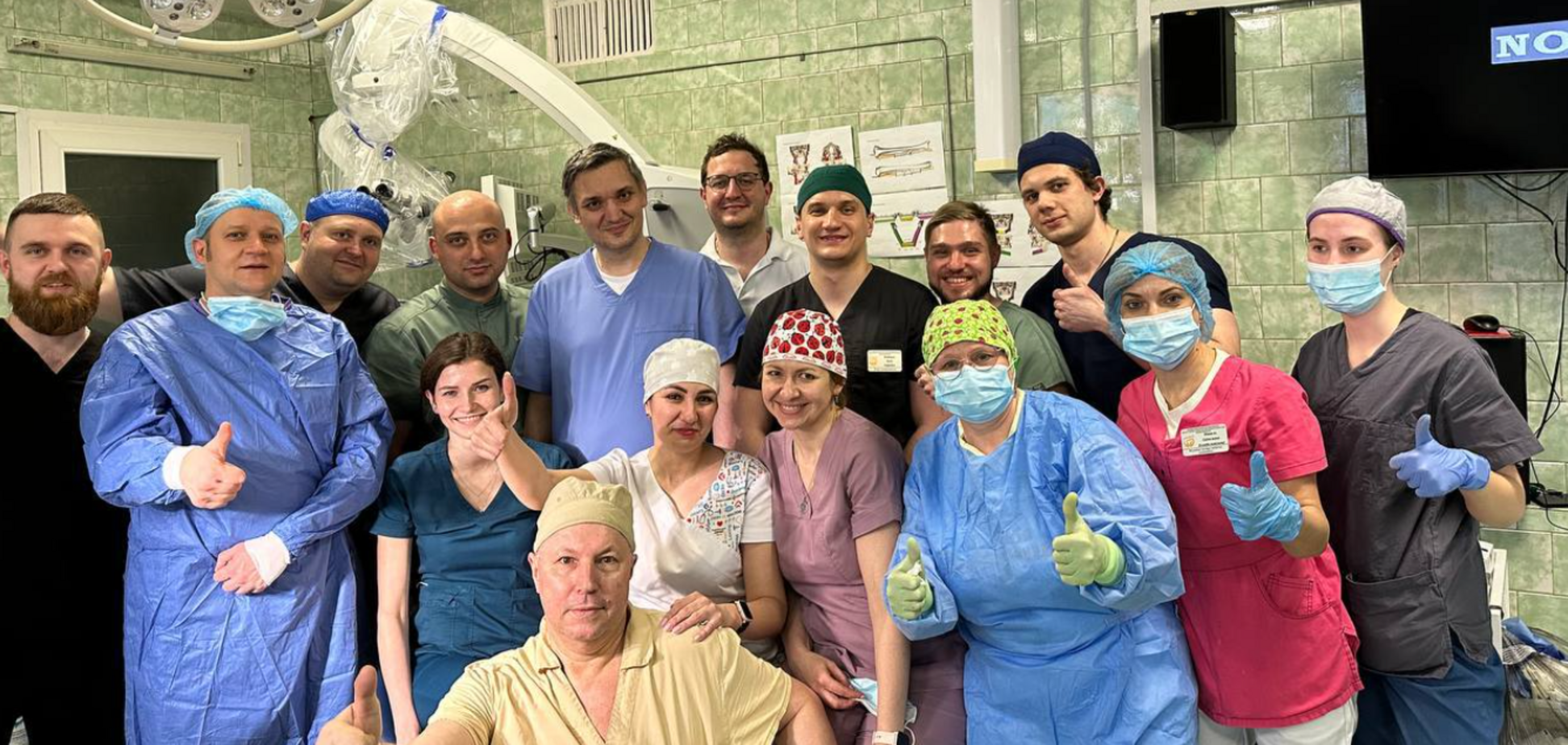 Украинские хирурги впервые восстановили челюсть раненому бойцу с помощью 3D-технологий