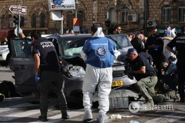 В Иерусалиме террорист въехал в толпу: пять человек ранены, один в тяжелом состоянии. Фото и видео