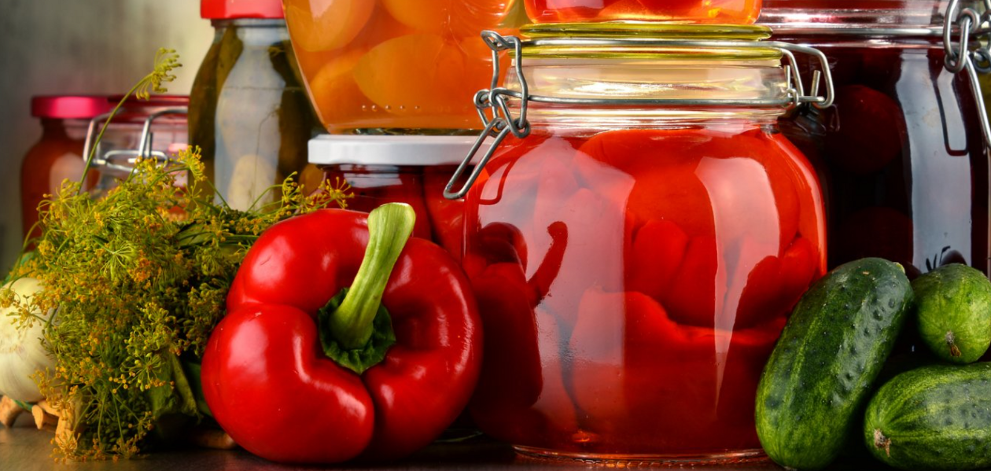 Які овочі та фрукти і коли можна консервувати влітку: календар