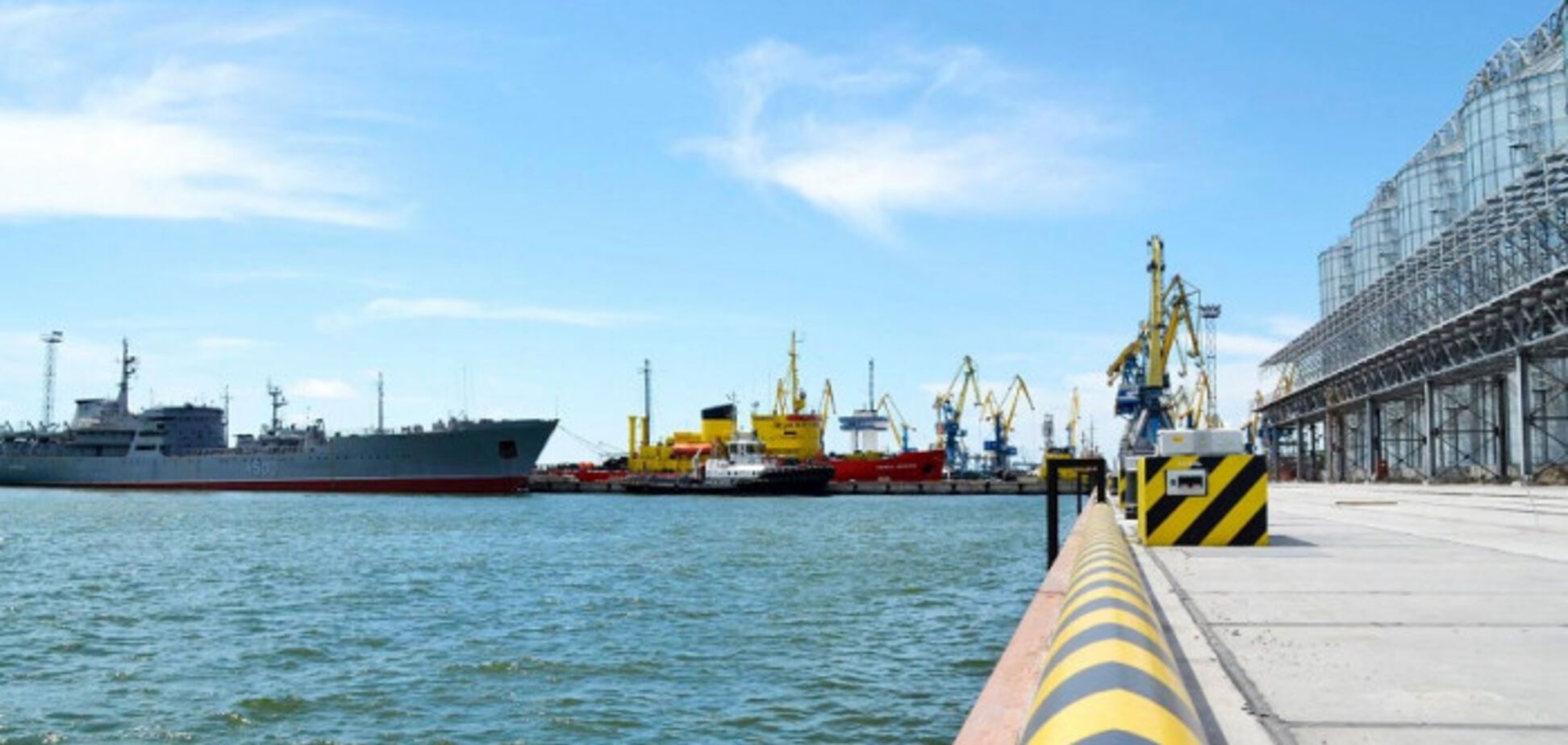 Окупанти включили порти Маріуполь та Бердянськ до реєстру морпортів РФ
