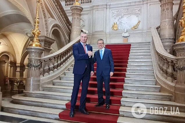 Виталий Кличко встретился с мэром Лиссабона Карлушем Моедашем
