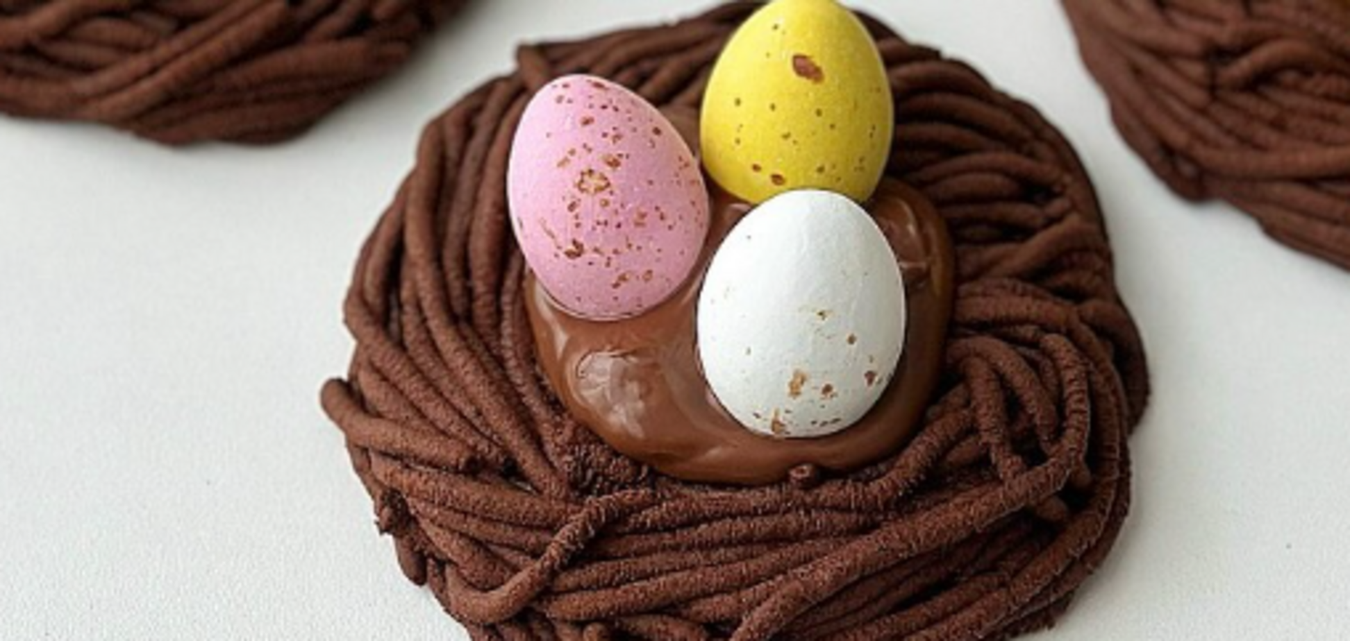 Шоколадное печенье 'Гнезда' на Пасху-2023: как приготовить вкусную выпечку