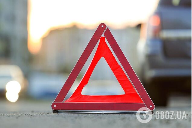 Столкнулись сразу три автомобиля