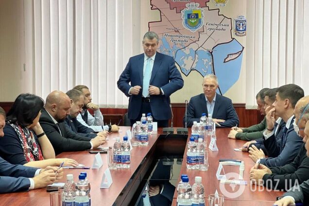 На левобережье Херсонщины оккупанты усиленно ищут украинское подполье: предатель Сальдо собирал совещание – ЦНС