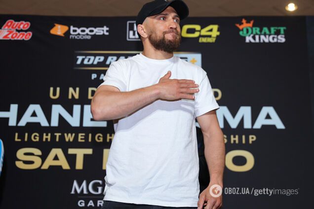 'Дві букви Z кривавого кольору'. Напис на футболці Ломаченка викликав ажіотаж у мережі. Фотофакт