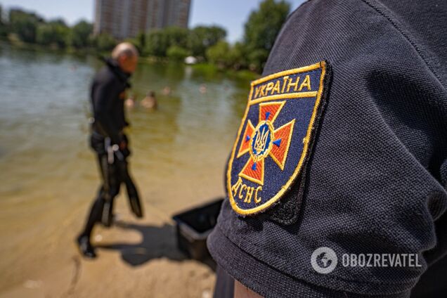 Тело погибшего на берег доставили водолазы ГСЧС