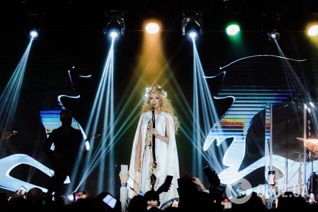 Полякова задонатила 500 000 грн дітям-сиротам з проєкту 'Дитинство без війни'