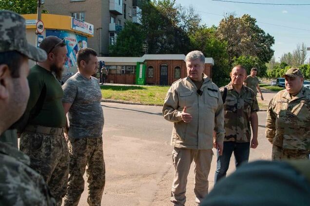 'Мы не имеем права играть с огнем': Порошенко объяснил, почему проводить выборы во время войны опасно