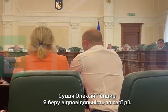 Суддя Олексій Тандир про пляшку алкоголю знайдену в його автомобілі