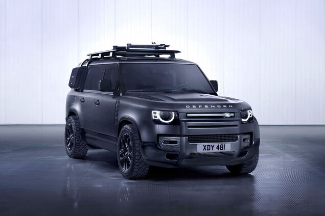 Land Rover представив нові версії Defender