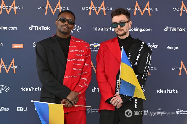 TVORCHI з'явилися на відкритті Євробачення-2023 у костюмах з іменами передчасно народжених за час великої війни дітей. Фото