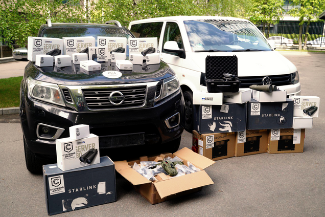 Нацгвардейцы получили оптику и технику на 10 млн грн от 'Стального фронта'