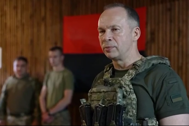 'Силы обороны продолжают идти вперед': Сырский посетил воинов ВСУ на передовом Бахмутском направлении. Видео