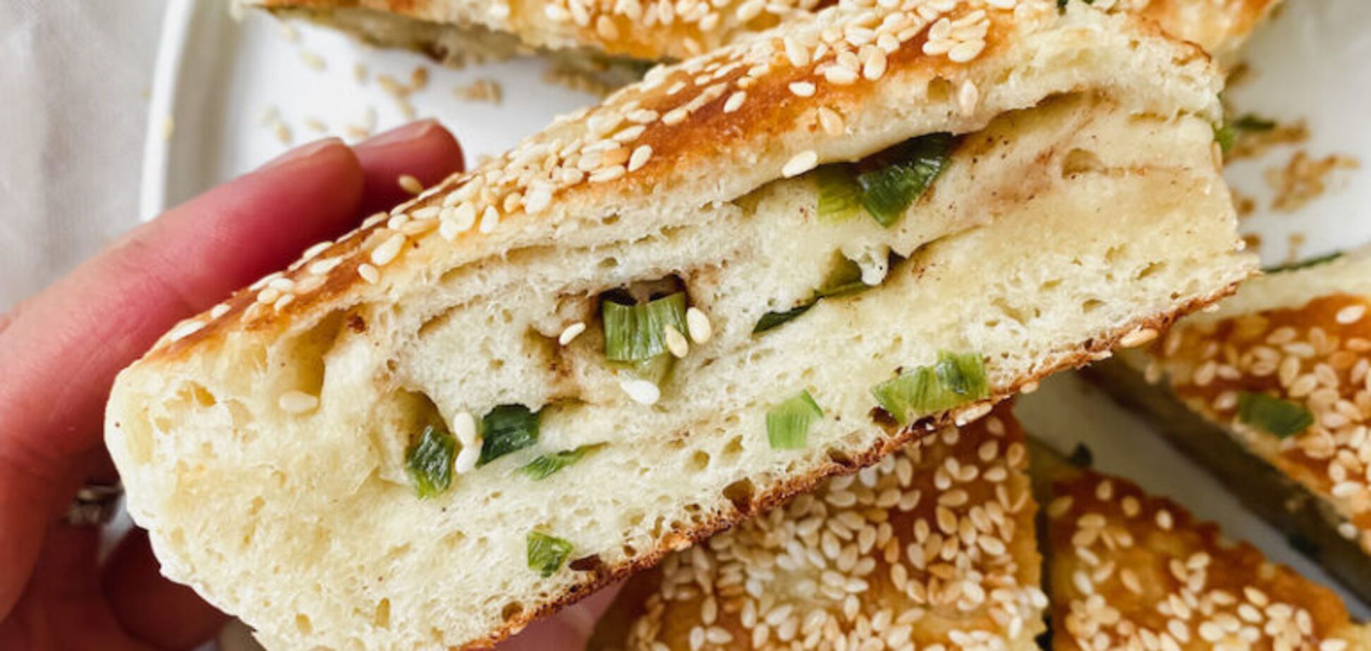 Вареные яйца – в мусорник: опубликован неожиданный рейтинг продуктов, которые нельзя есть в поезде