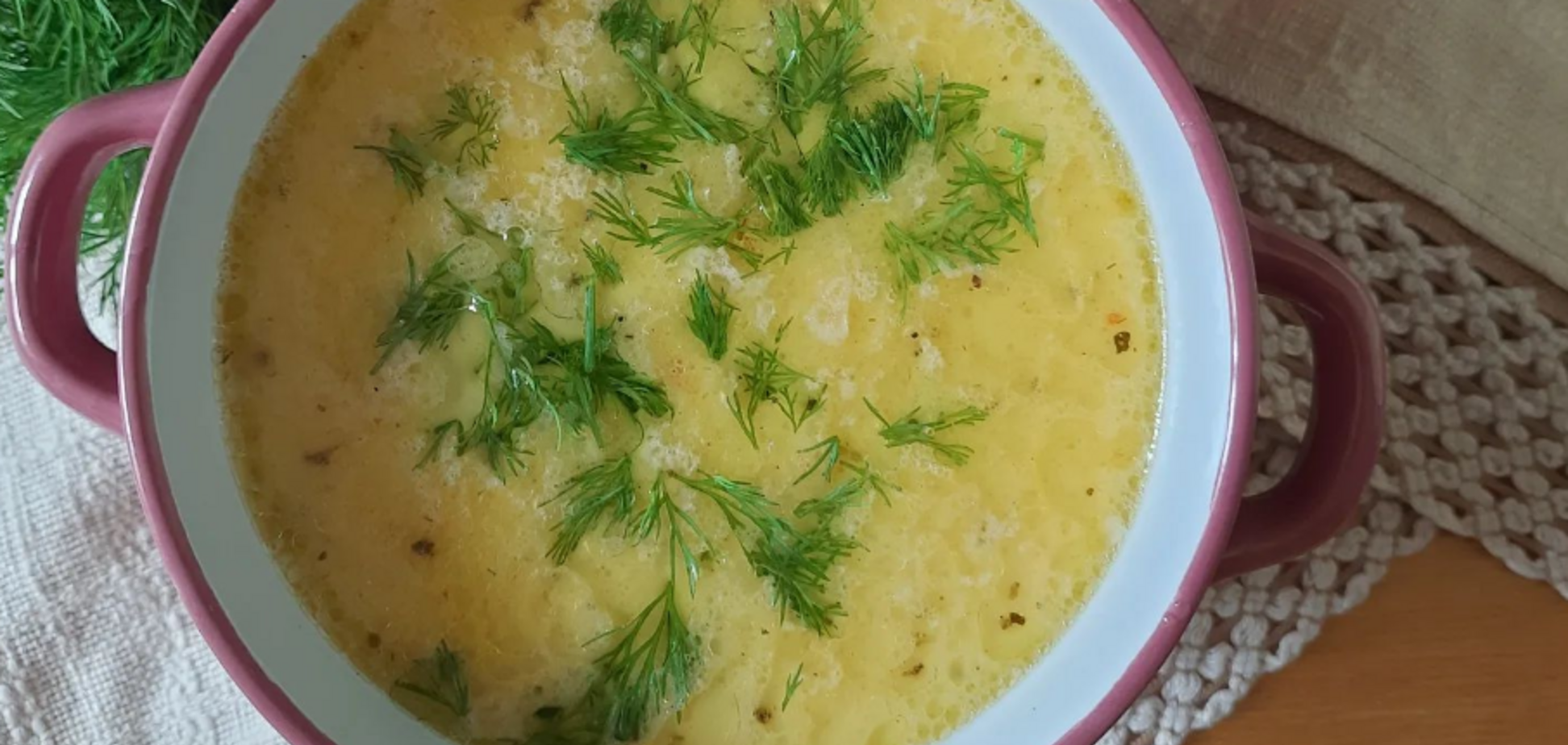 Суп з плавленим сиром без м’яса: ідеальна страва для всієї сім’ї