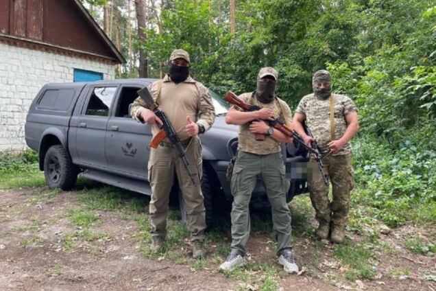 Украинские защитники получили 135 автомобилей при содействии Favbet Foundation