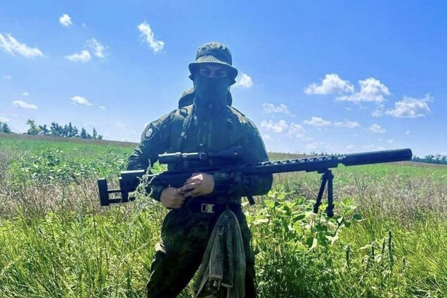 Голик передал украинским защитникам на фронт еще одну снайперскую винтовку. Фото