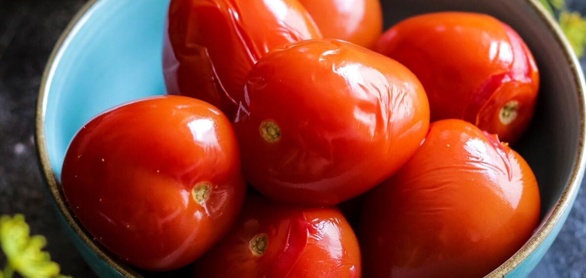 Мариновані помідори, які не розвалюються в банці: можна їсти вже через 10 днів