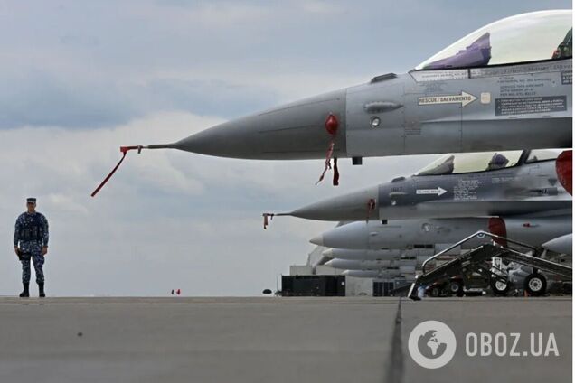 Плана обучения украинских пилотов на F-16 до сих пор нет – CNN