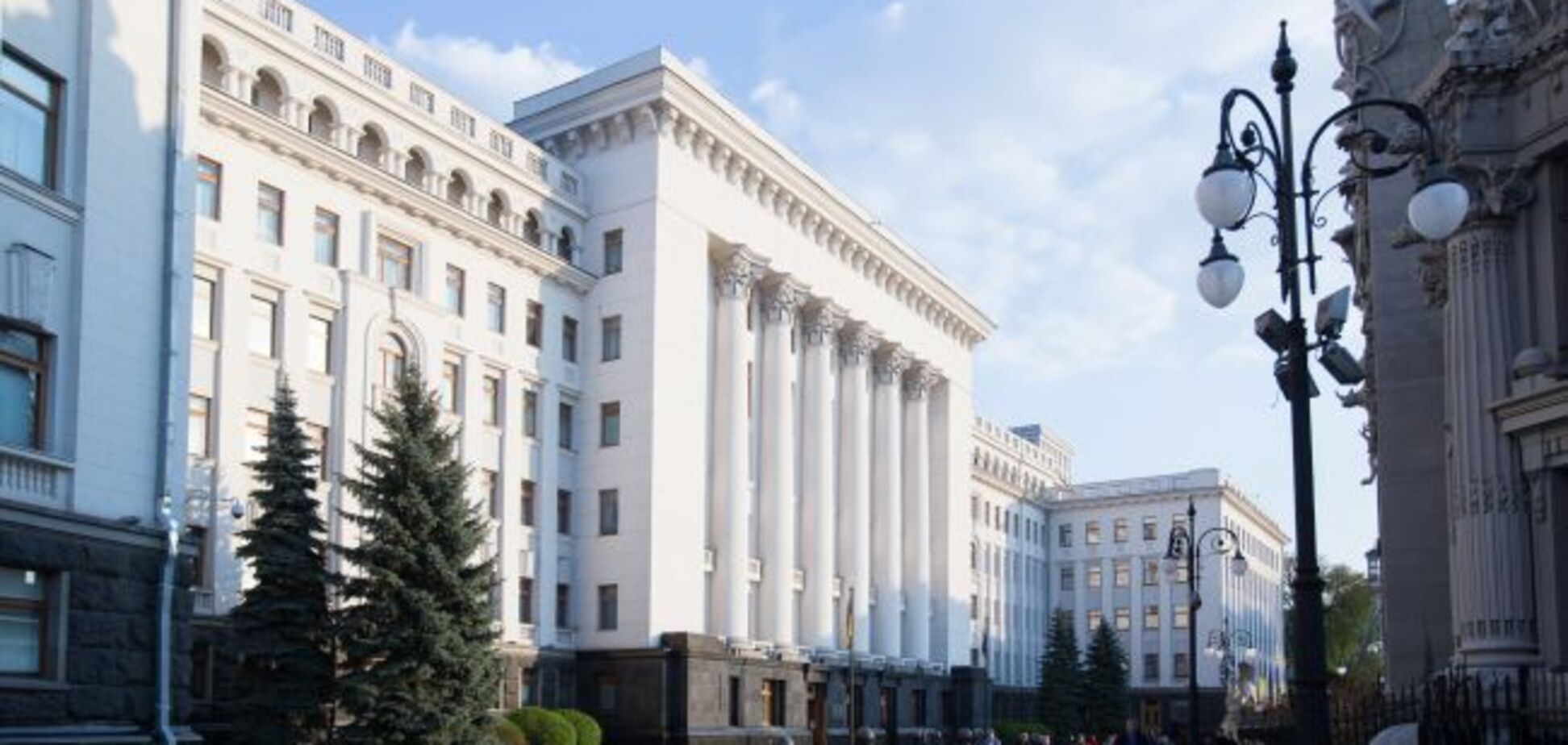 В ОП хотят перекрыть коррупционные скандалы 'слуг' обысками мэрий Киева, Днепра и Чернигова, – Кушнир