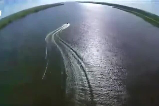 Украинские воины с помощью FPV-дрона утопили катер с оккупантами ...