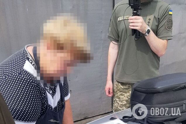 СБУ затримала на Сумщині інформаторку, яка 'зливала' окупантам дані для прориву ДРГ через кордон. Фото 