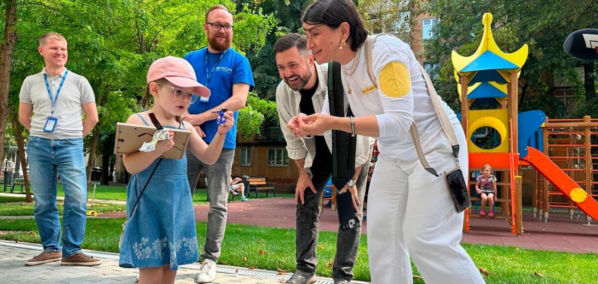 Жилье для мариупольцев: еще 360 семей поселятся в общежитиях в Днепре, которые помог обустроить Фонд Рината Ахметова