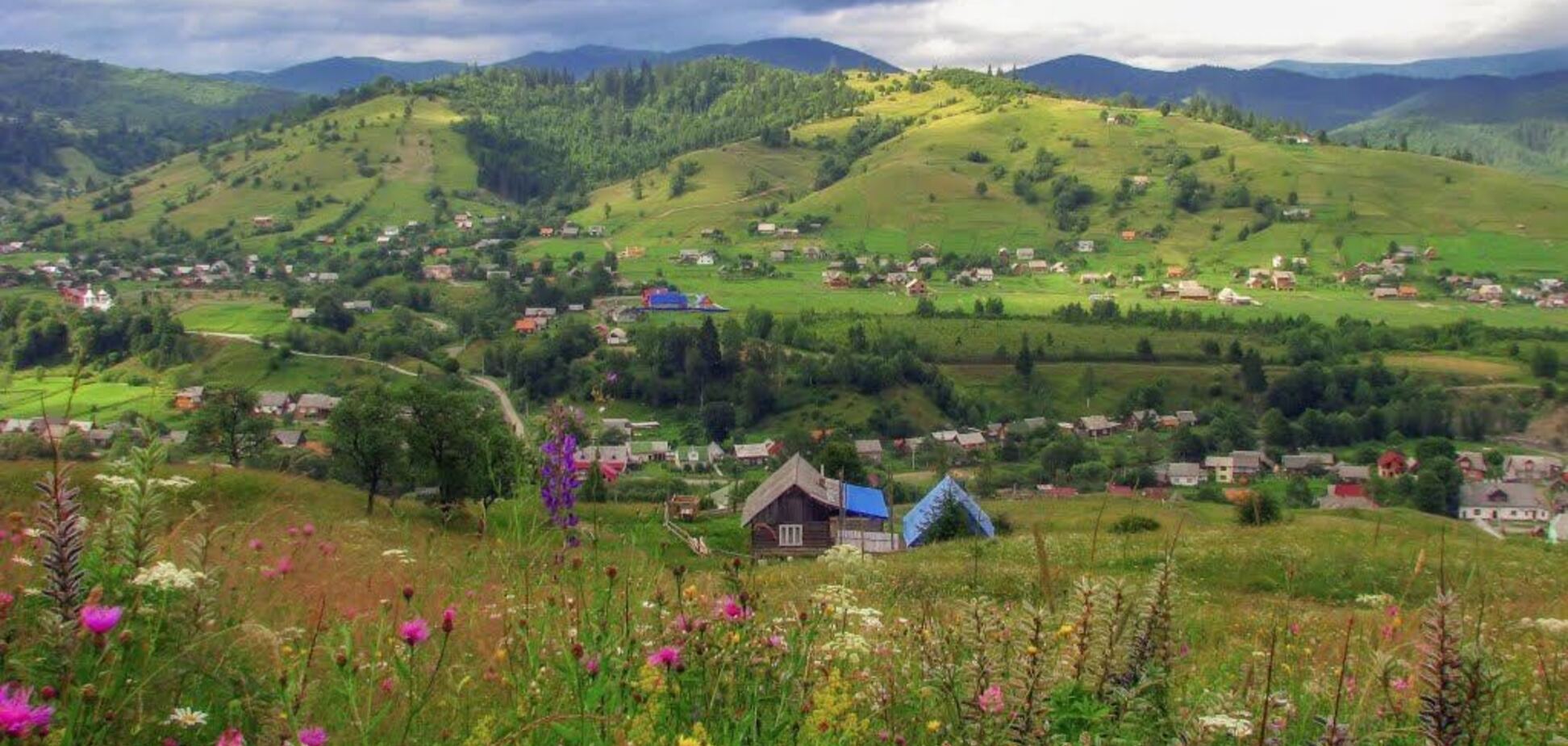 Не пропрацював і дня, а вже втрапив в скандал: як посол в Угорщині Шандор 'послав' громади